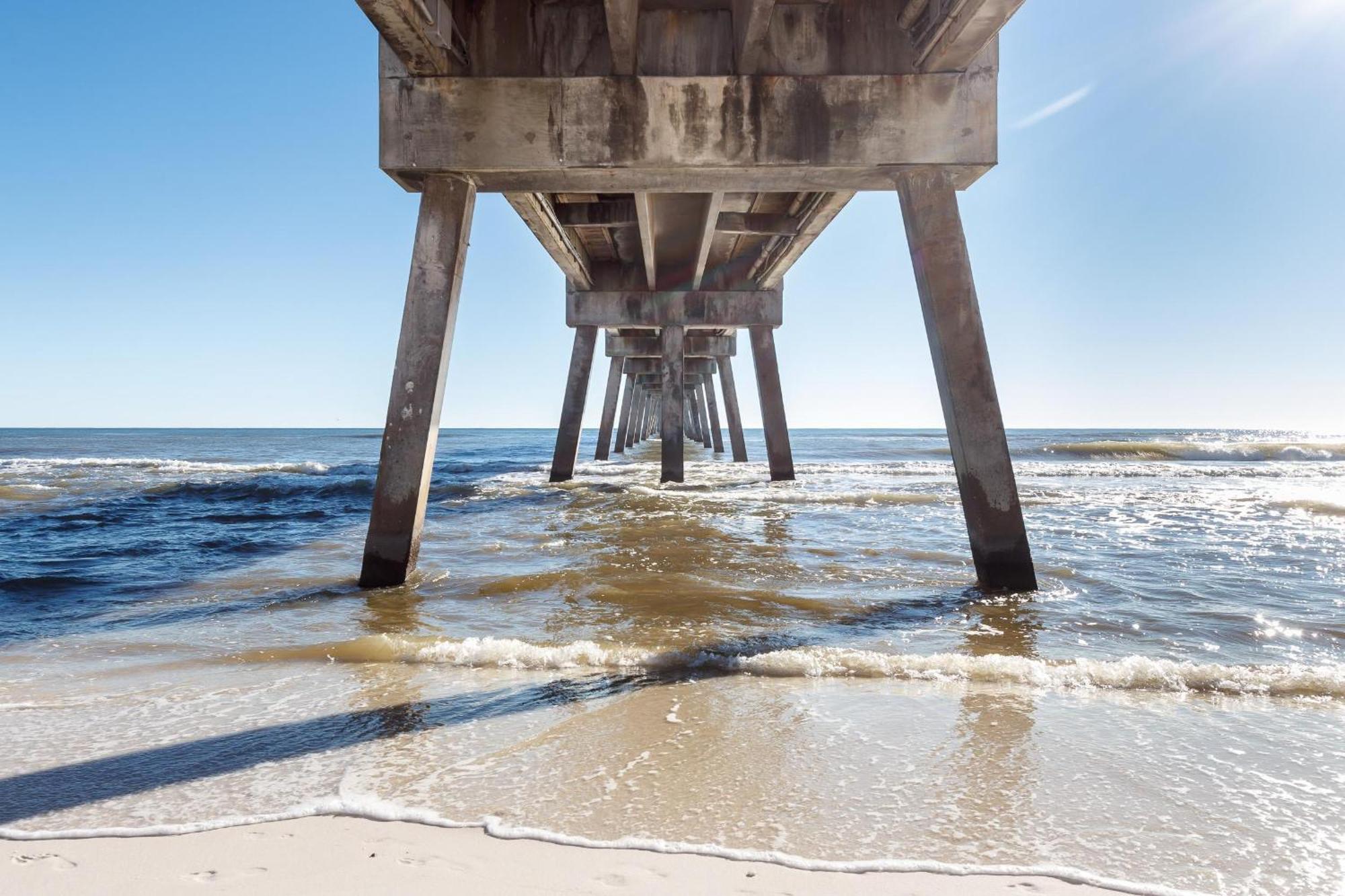 Nautilus 1201 - Gulf Front 2 Bedroom Huge Wrap Around Balcony 2Nd Floor! Fort Walton Beach Exterior foto