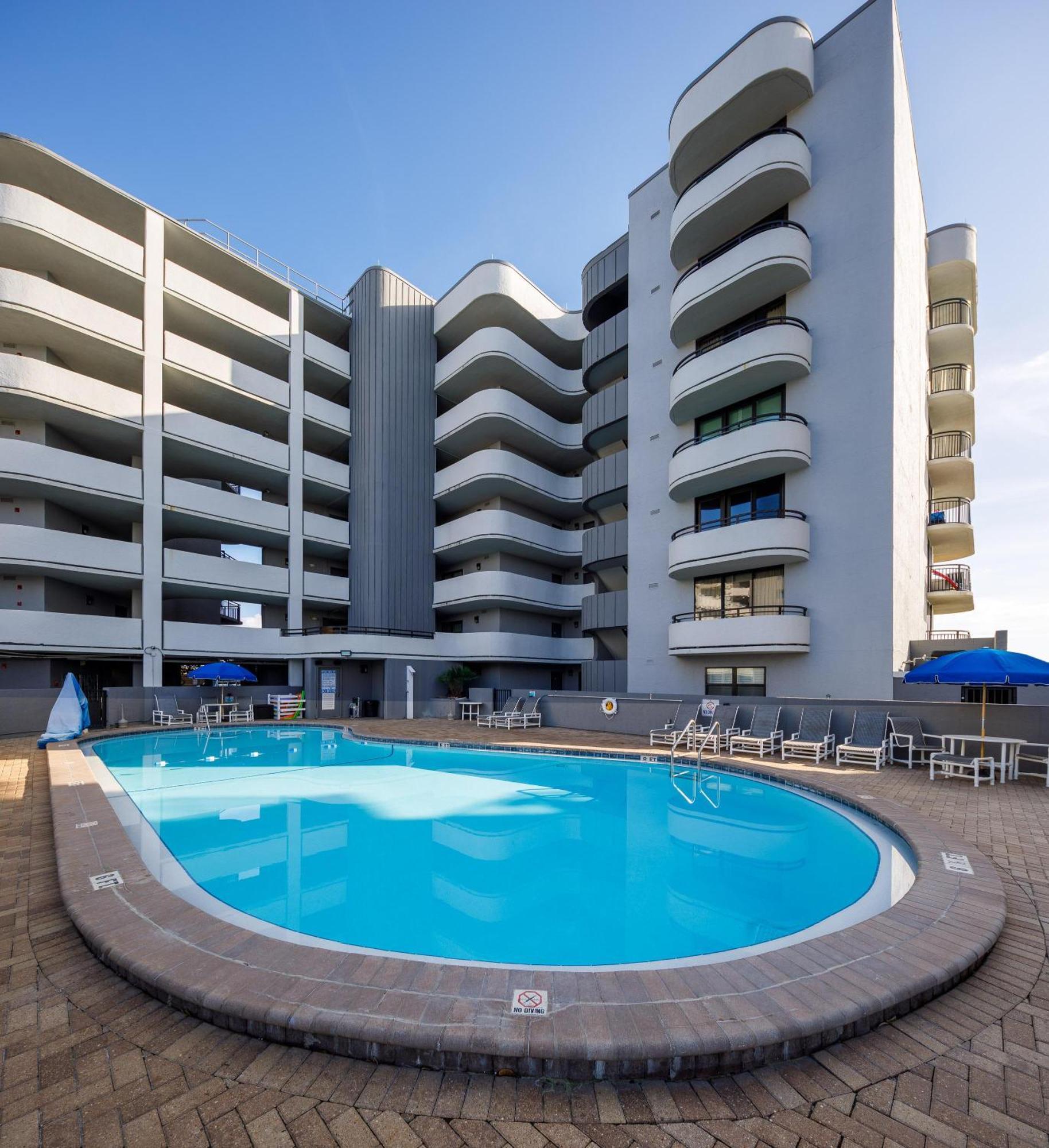Nautilus 1201 - Gulf Front 2 Bedroom Huge Wrap Around Balcony 2Nd Floor! Fort Walton Beach Exterior foto