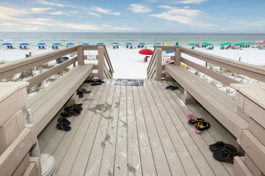 Nautilus 1201 - Gulf Front 2 Bedroom Huge Wrap Around Balcony 2Nd Floor! Fort Walton Beach Exterior foto